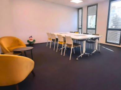 photo salle de formation amelie poulain des locaux a2com formation de rennes